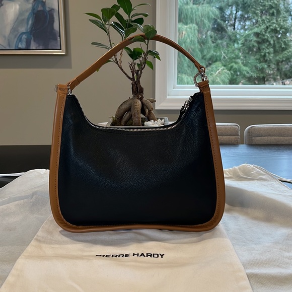 Alpha Day Miss Shoulder Bag